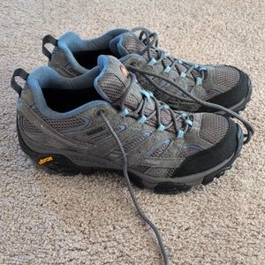 Merrell Moab 2 Women's Hiking Shoes
